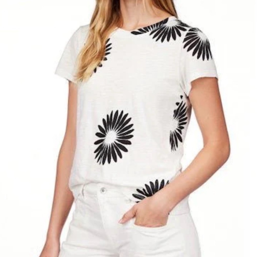 NWOT - Sanctuary - The Perfect Tee Black White Mandala Print - Women’s Size XL
